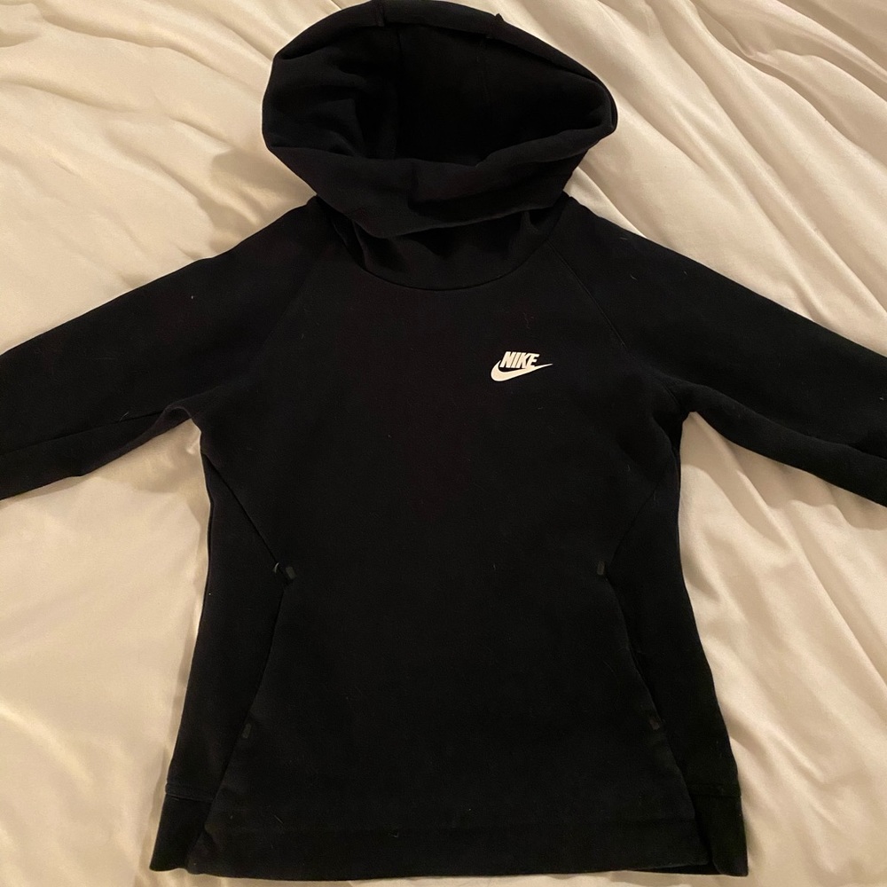Nike children’s medium black activewear hoodie